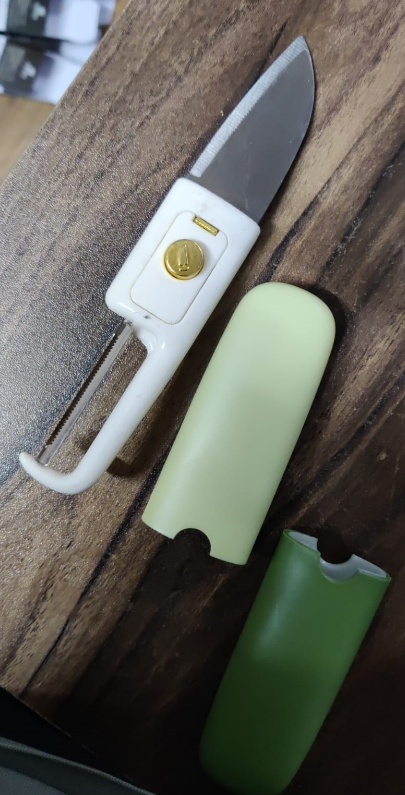 2-in-1 Peeler & Knife